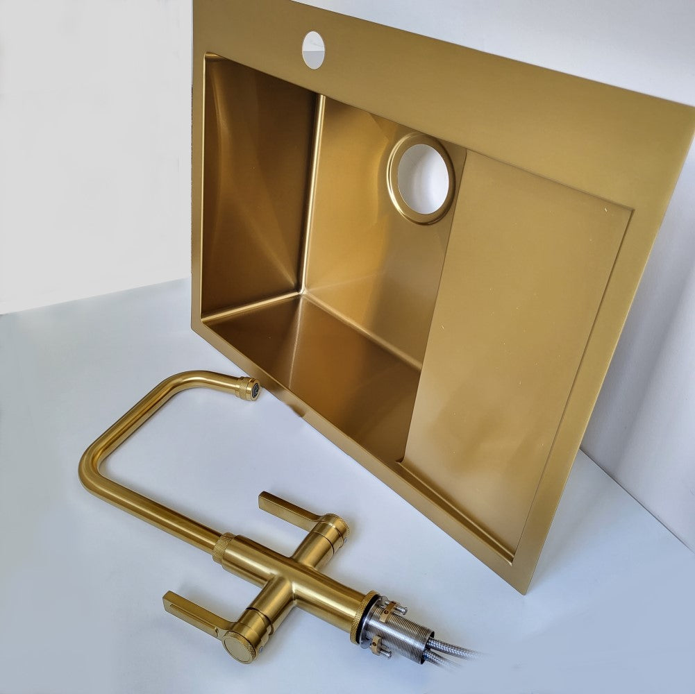 Quadron Russel 116 Gold, PVD Nano kitchen sink