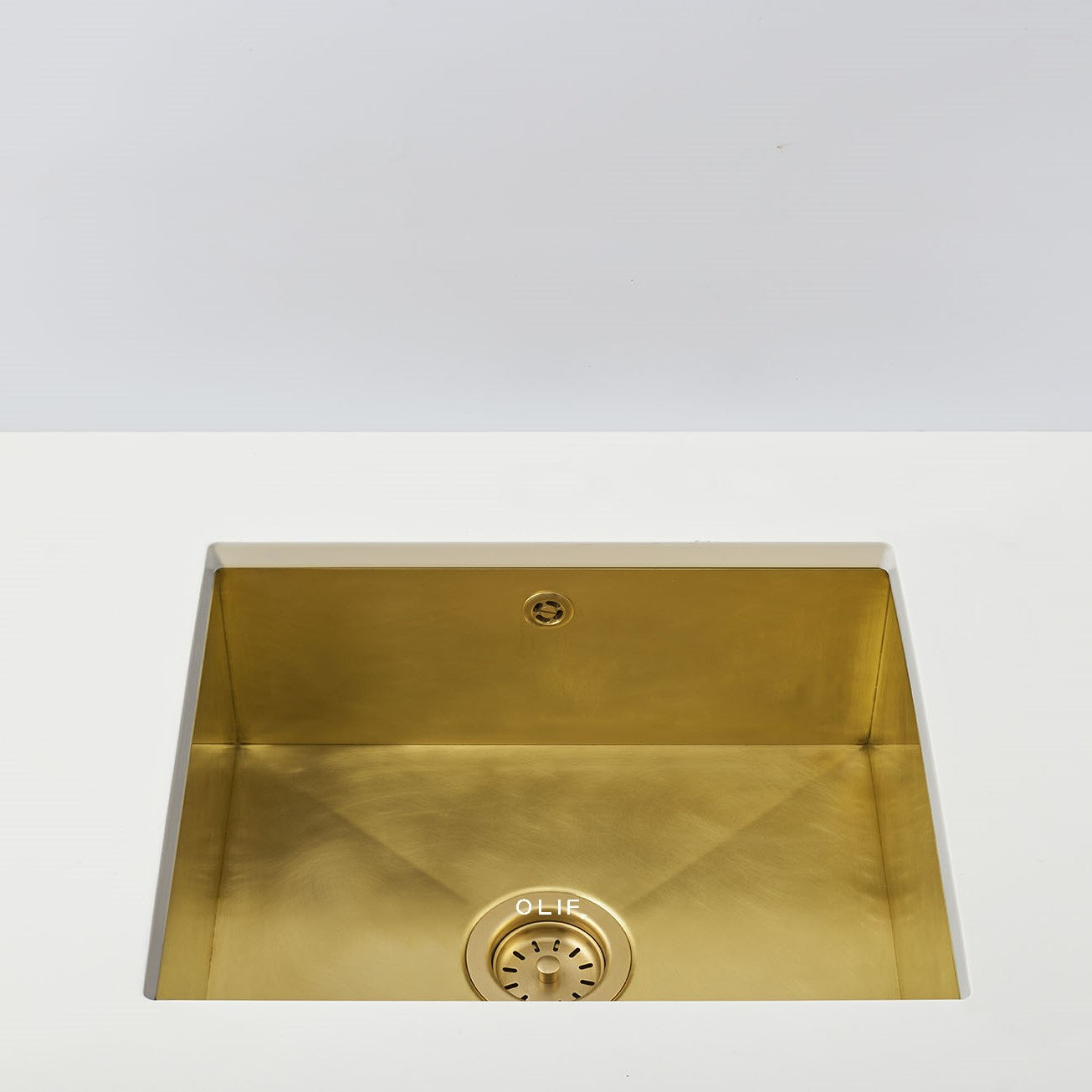 Olif Crudo 50 Virgin Brass kitchen sink, undermount or topmount