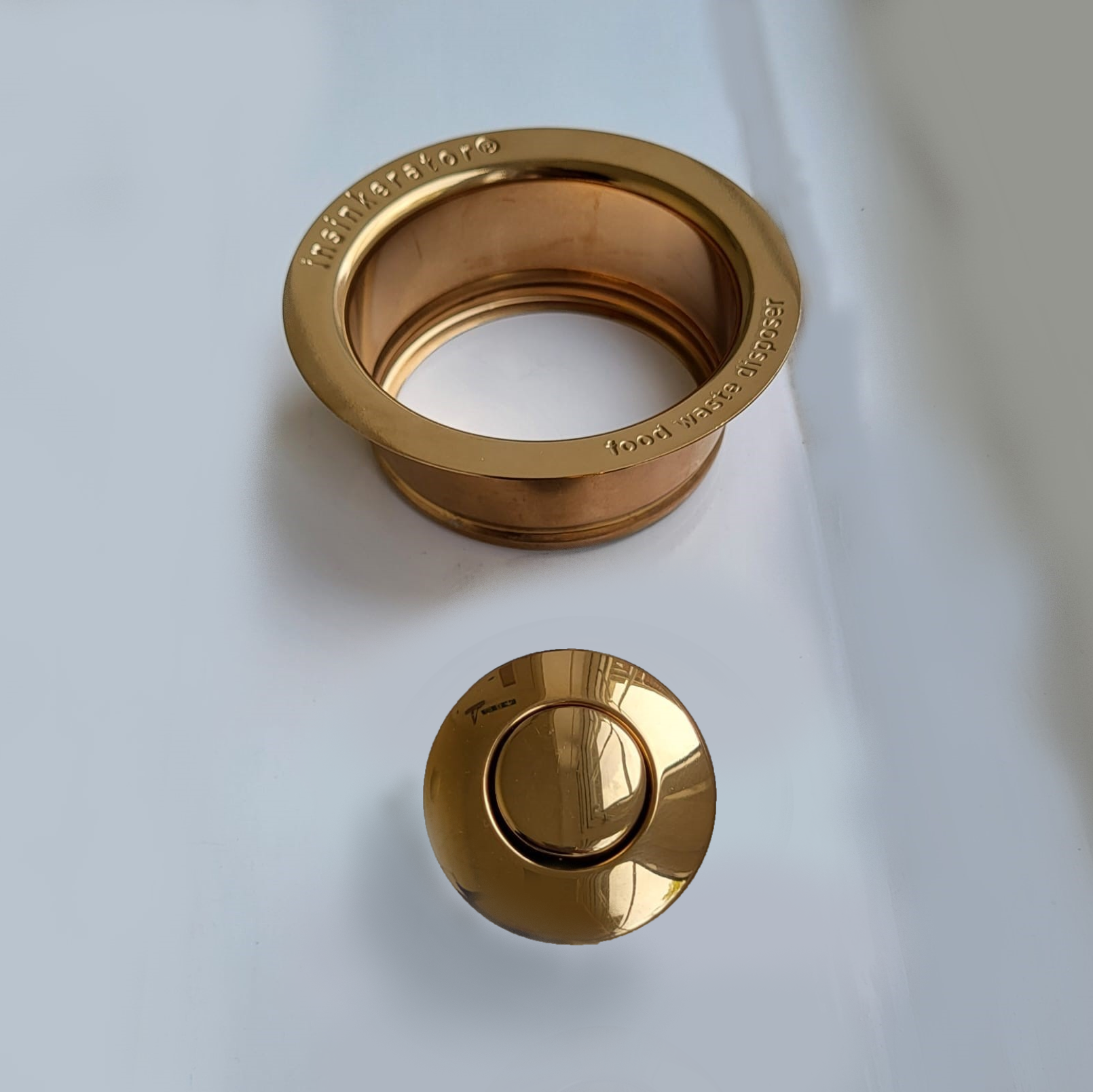 InSinkerator Flange & Air-switch BRONZE finish
