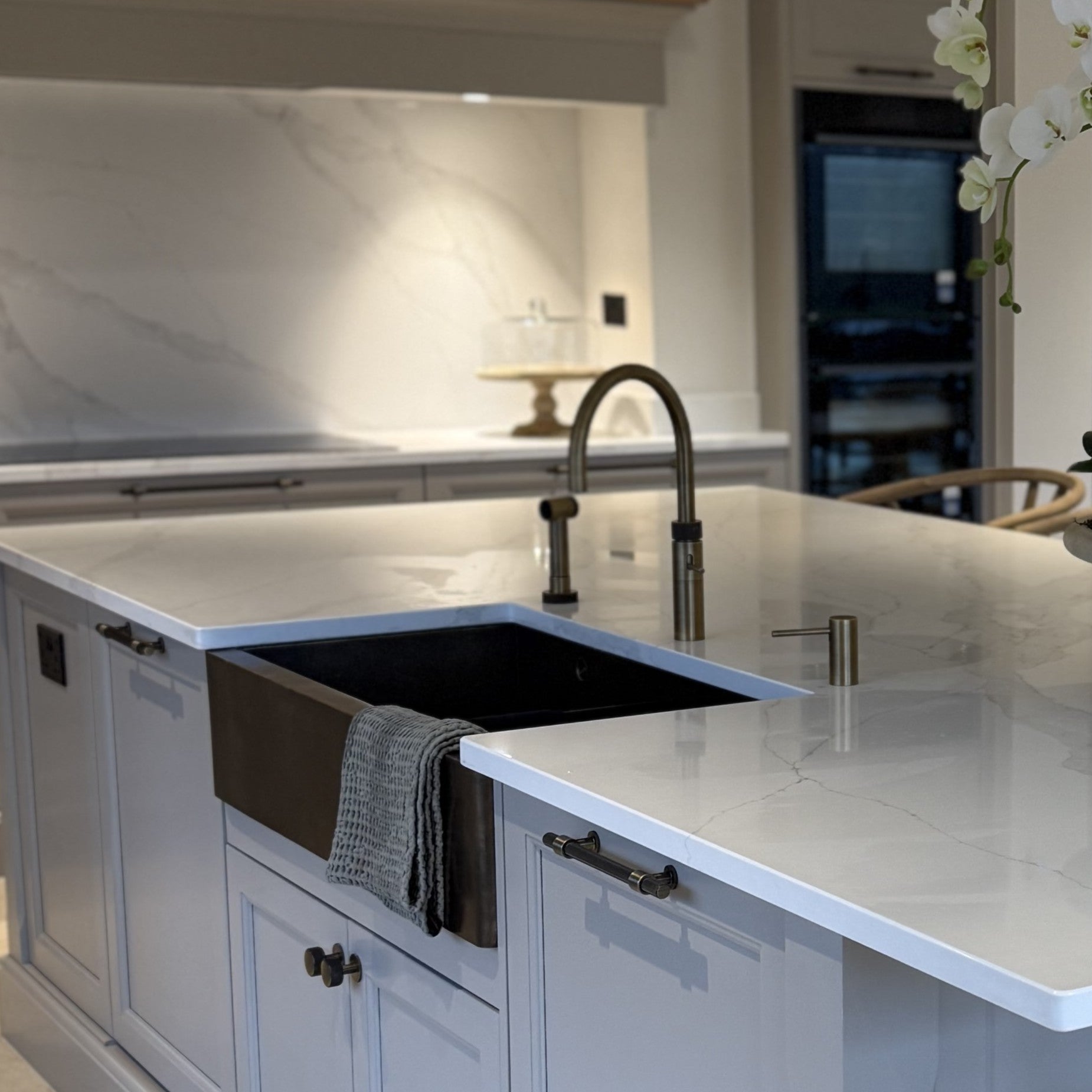 Olif Crudo 90 Belfast Patinated Brass kitchen sink, double