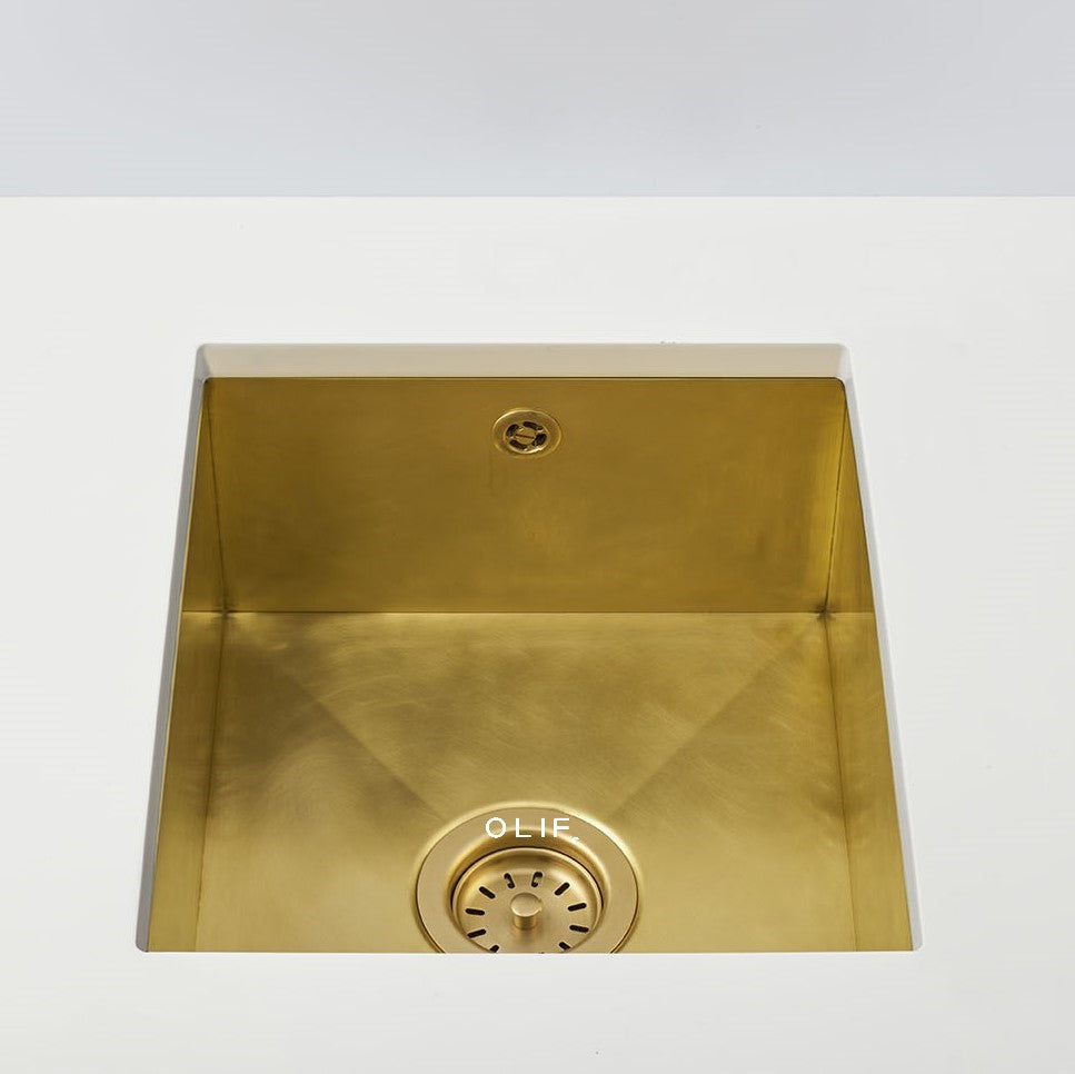 Olif Crudo 34 Virgin Brass kitchen sink, undermount or topmount