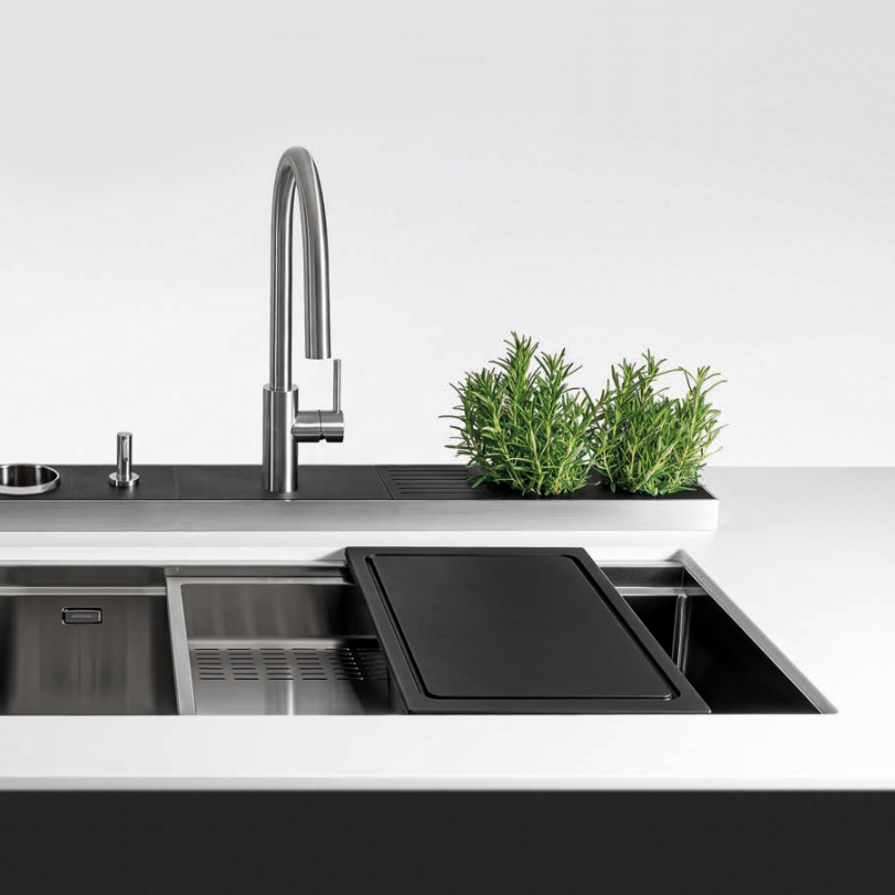 Artinox Planum XT 81, undermount multi-level sink