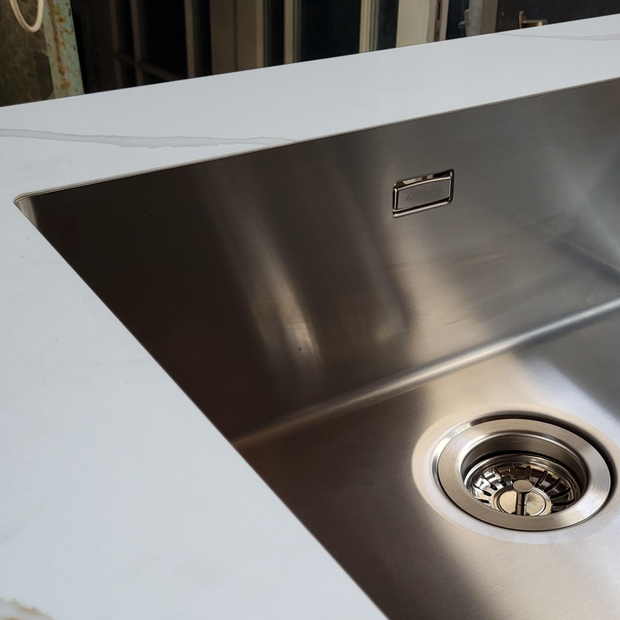 Artinox Linea 34 Zero-Edge kitchen sink - Olif