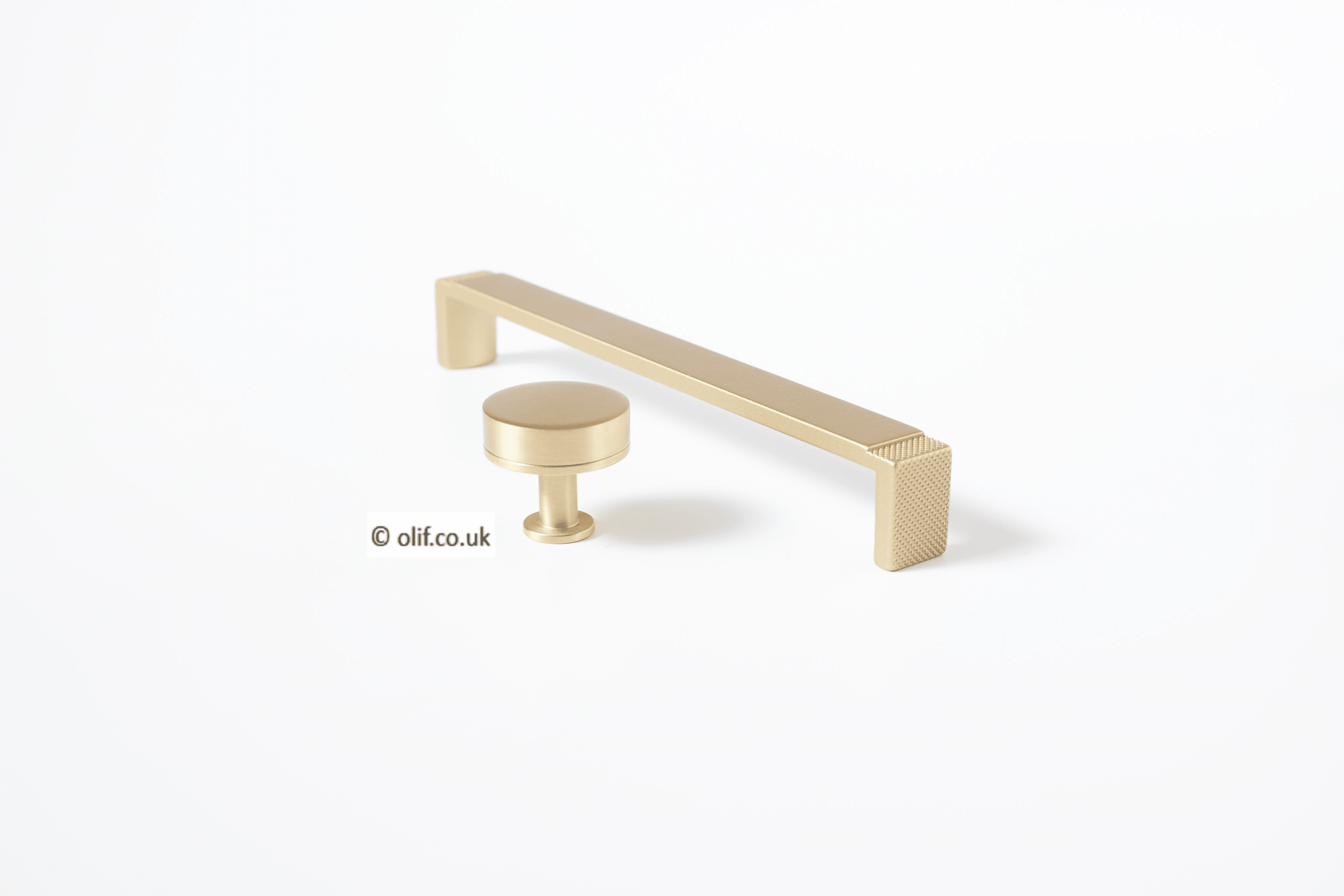 Olif Rocky Cabinet D Handle Gold - Olif