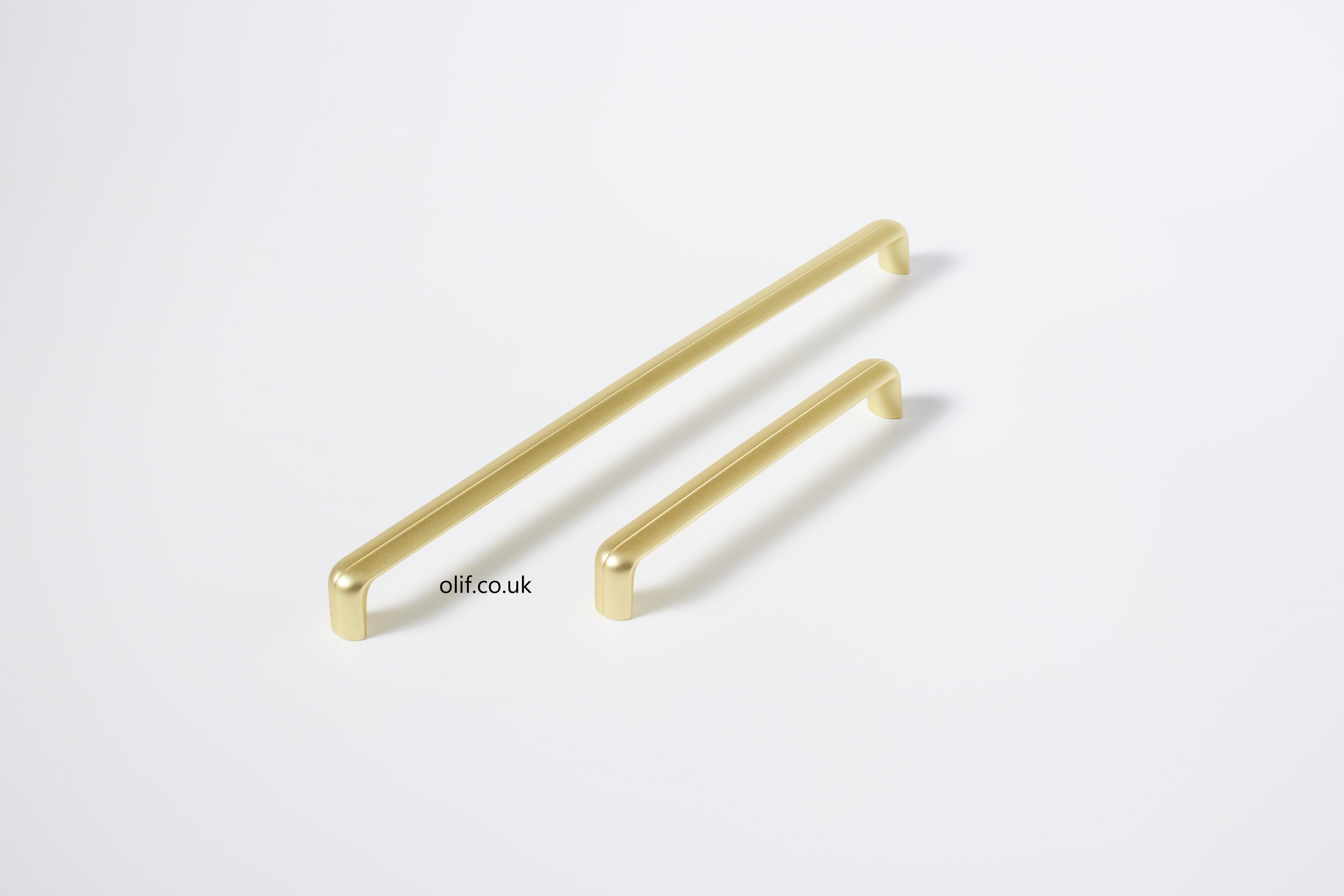 Olif Smooth Cabinet D Handle Gold - Olif