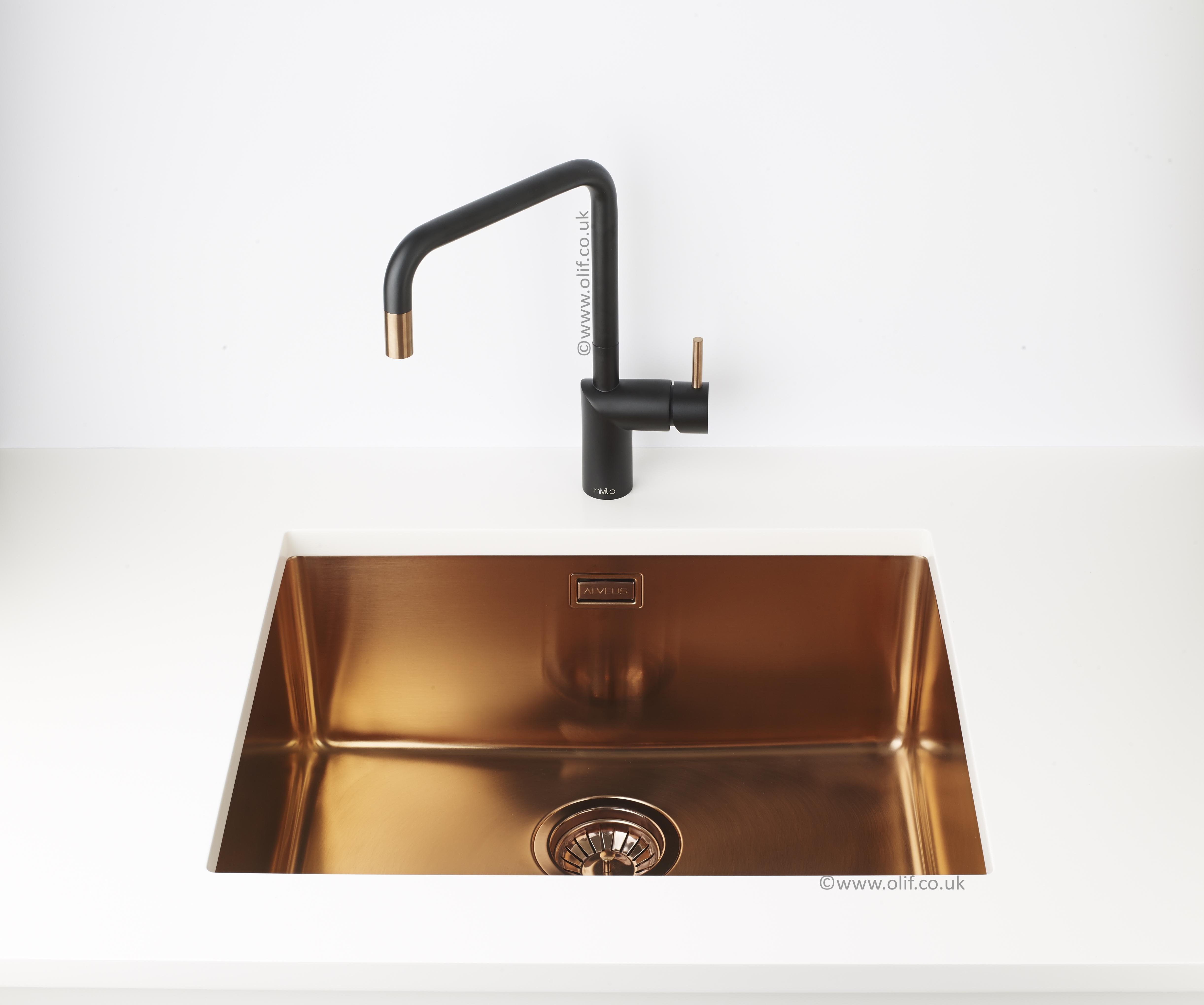 Pack of Alveus Monarch Kombino 50 Copper sink and matching Copper tap - Olif