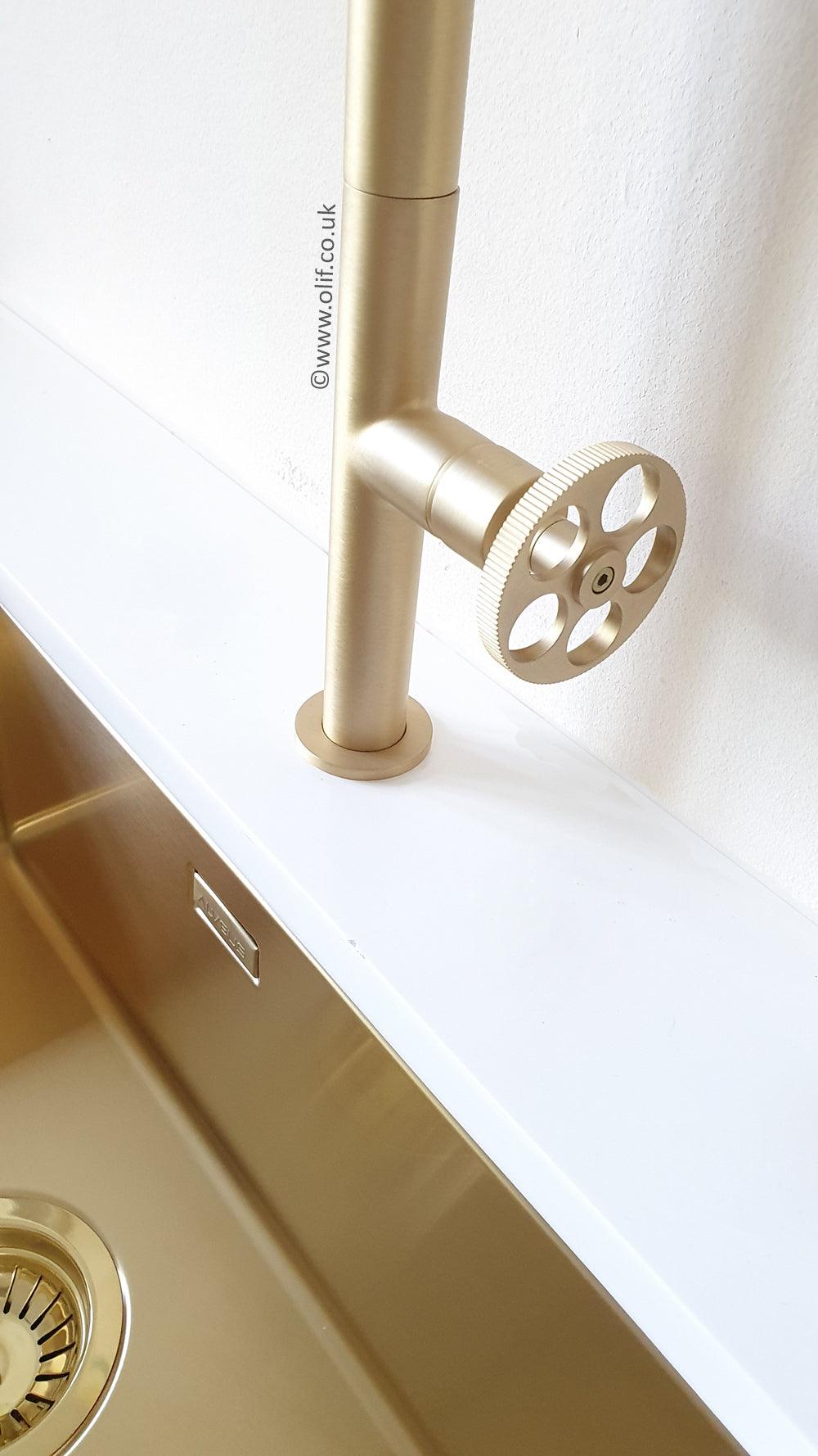 Potento Brass/Gold, kitchen mixer tap - Olif