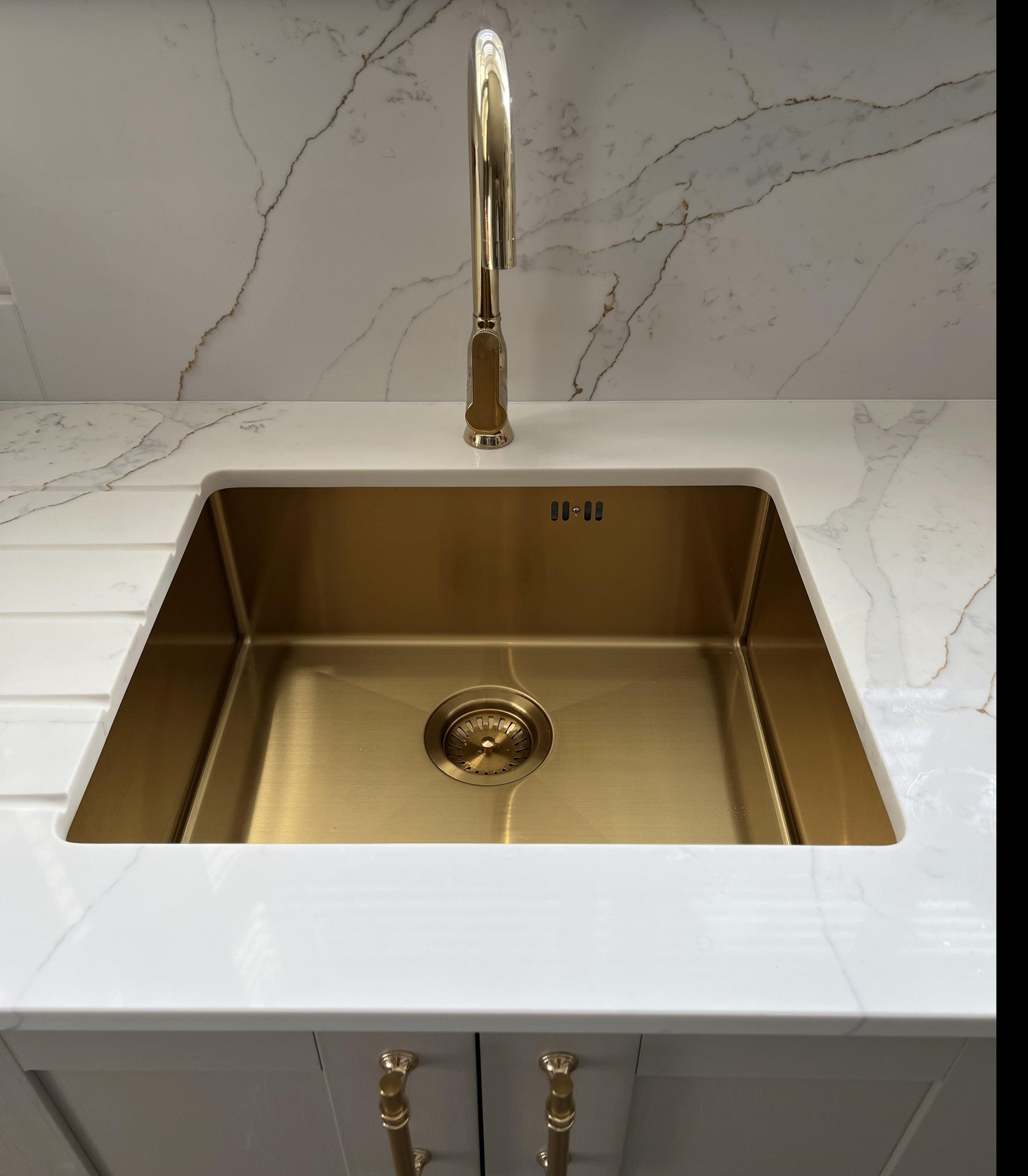 Quadron Anthony Gold, PVD Nano kitchen sink - Olif